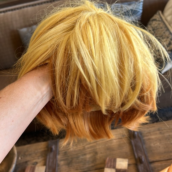 Demon slayer Zenitsu robe & leg covers adult small wig included - Picture 5 of 7